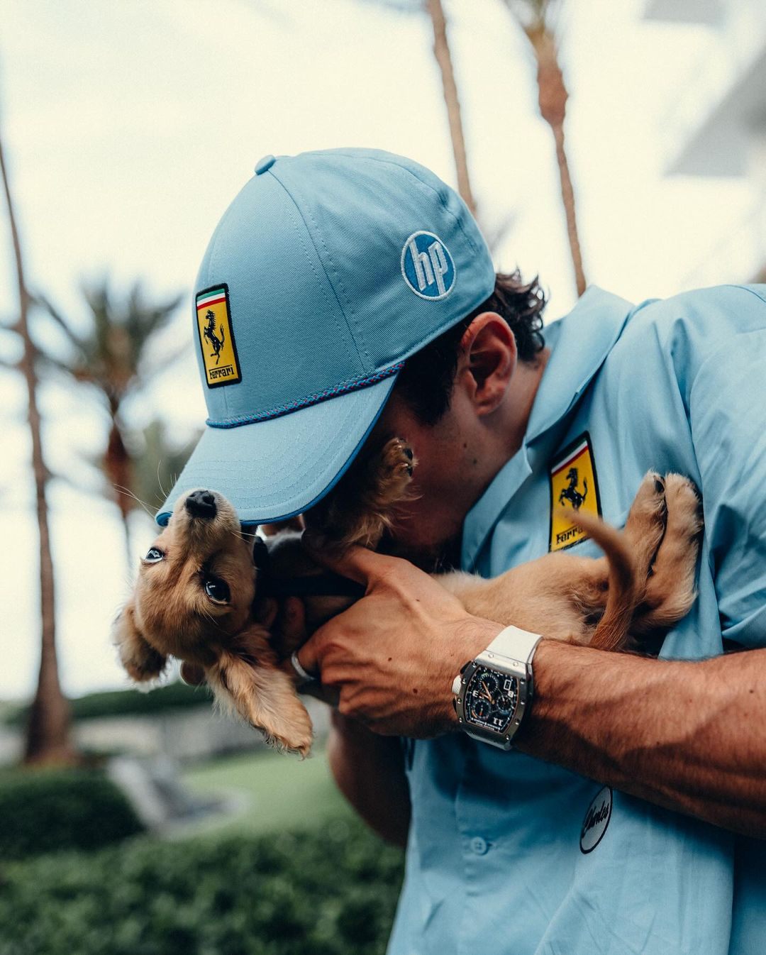 Шарль Леклер с псом Лео © Соцсети