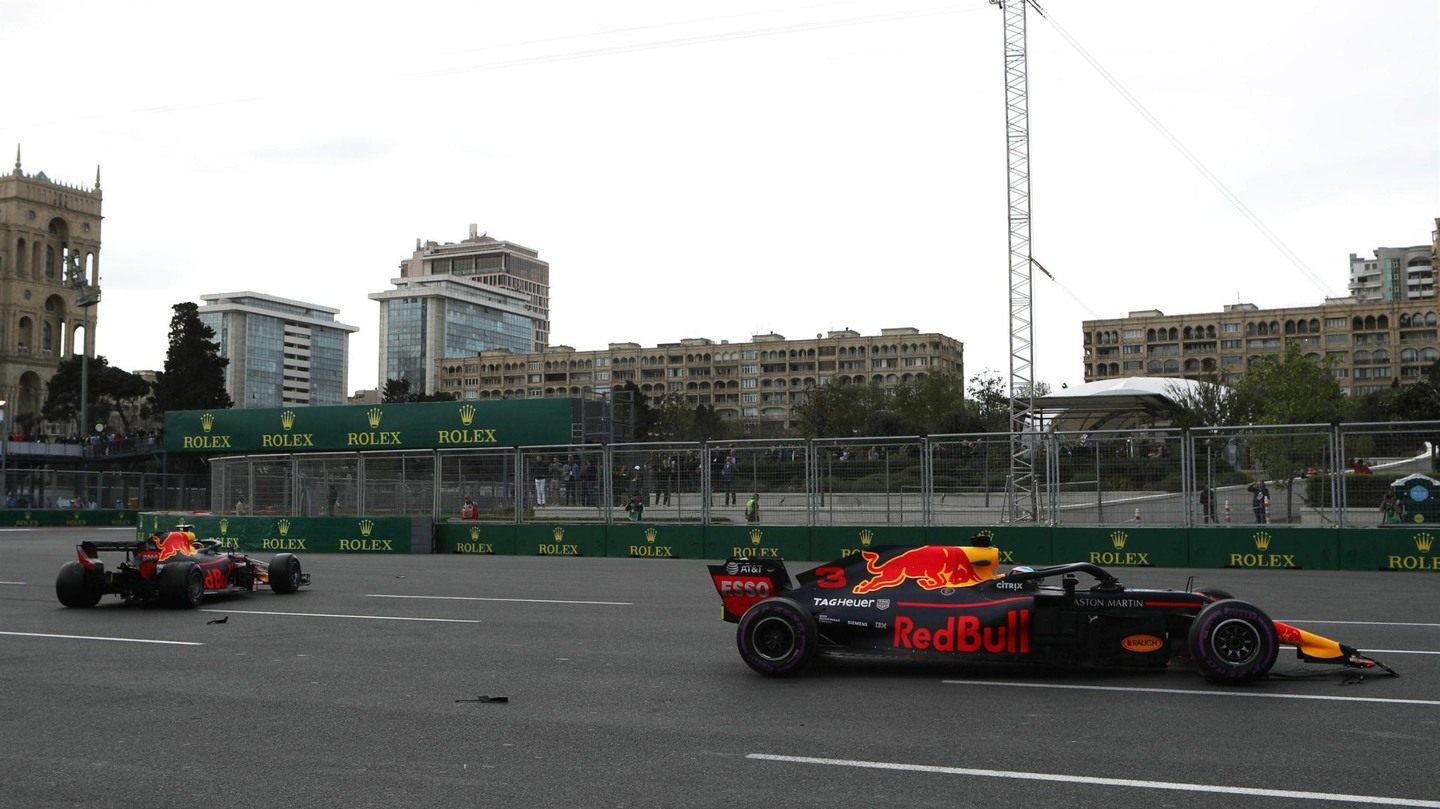 Столкновение Даниэля Риккардо и Макса Ферстаппена было признано гоночным инцидентом © Formula 1