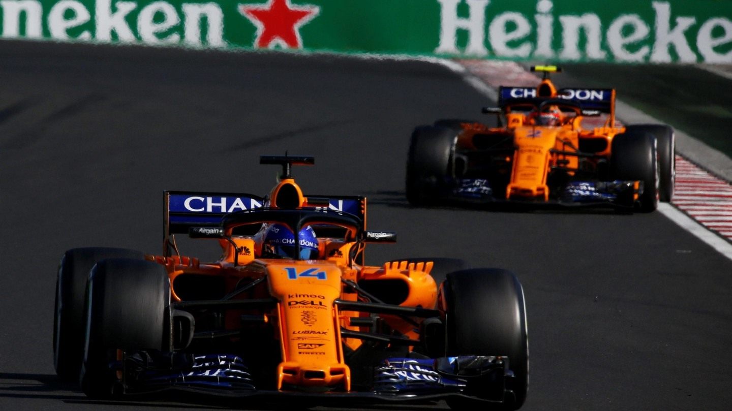 Фернандо Алонсо и Стоффель Вандорн, McLaren © F1