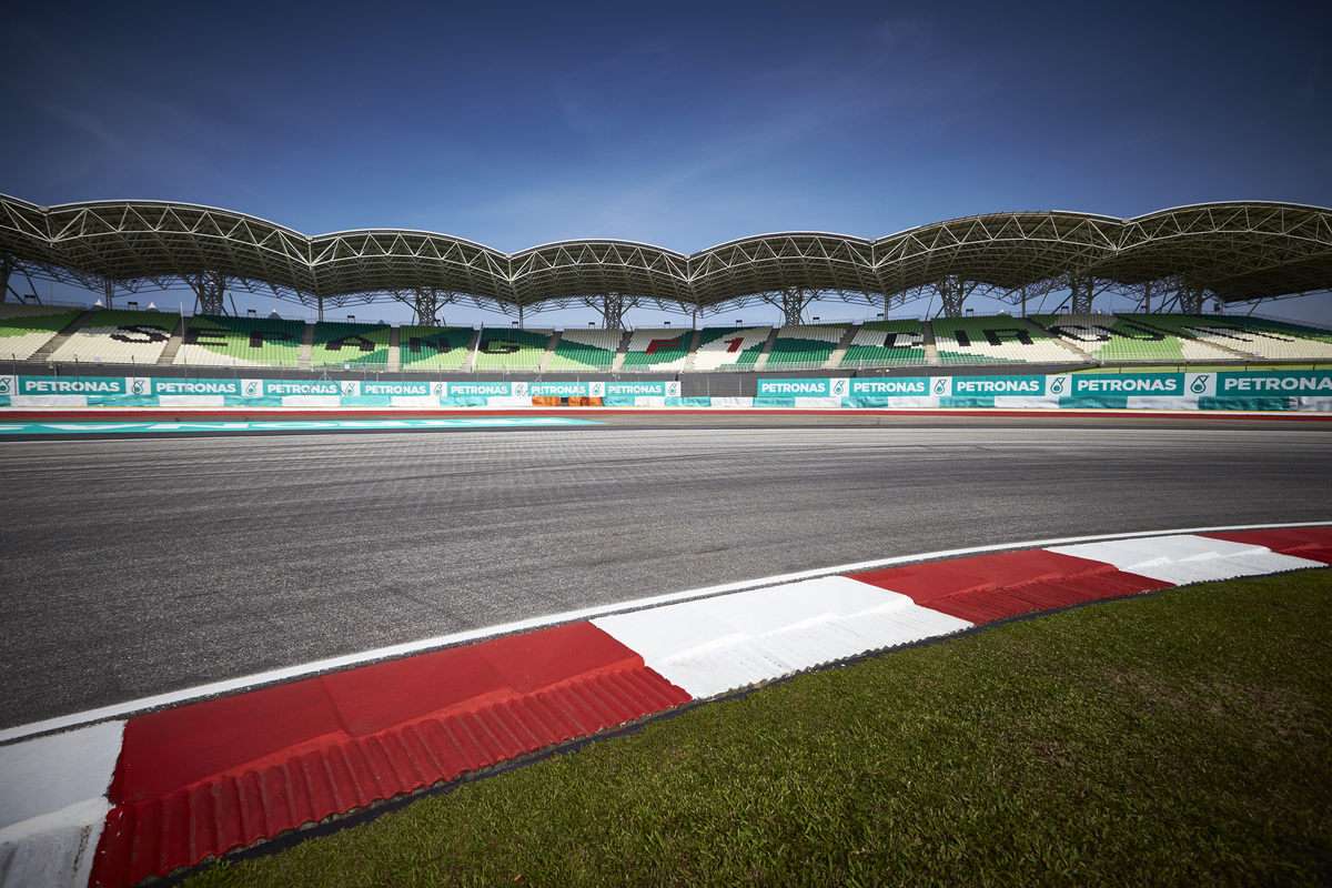 GP2. Текстовая трансляция первой гонки в Малайзии
