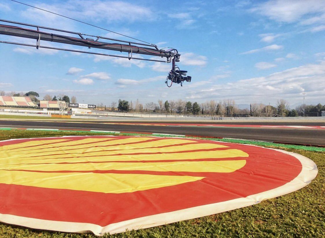 На трассе в Барселоне все готово к съемочному дню Ferrari © ictineu