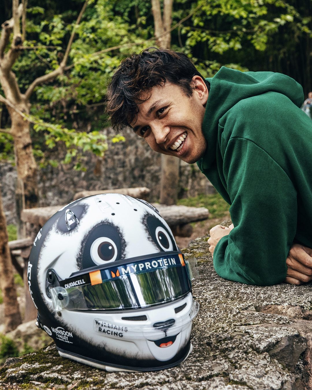Шлем Алекса Албона для Гран При Китая © Соцсети