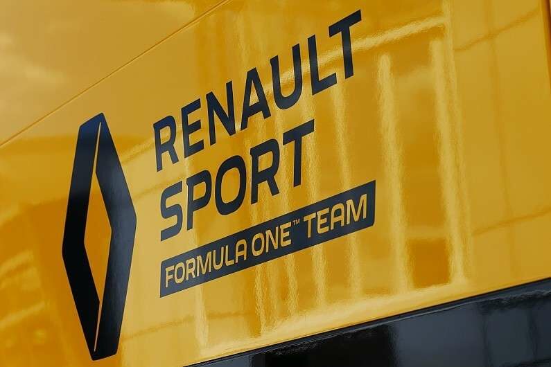 Renault представит следующую спецификацию двигателя на старте сезона-2017