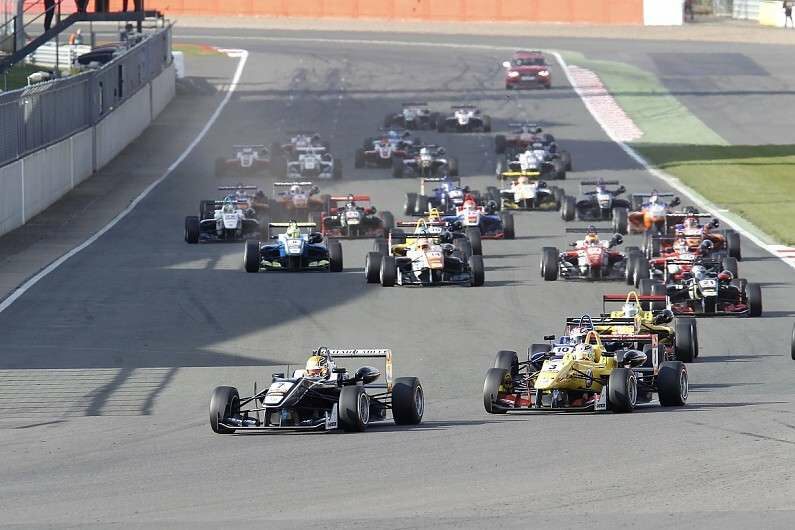 Европейская Формула 3 вернется в Великобританию в 2017-м