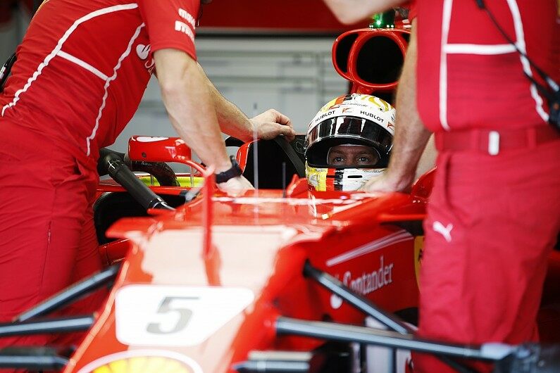 Ferrari заменила двигатель на машине Себастьяна Феттеля