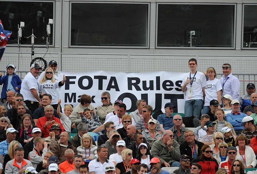(c) autosport.com