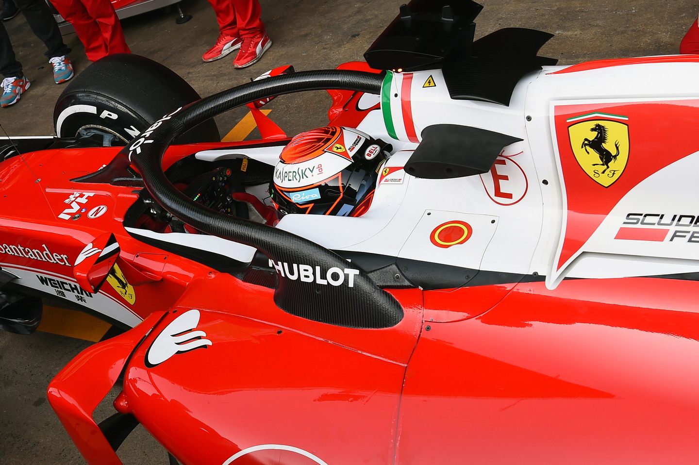 Ferrari с "ореолом" © motorlat.com