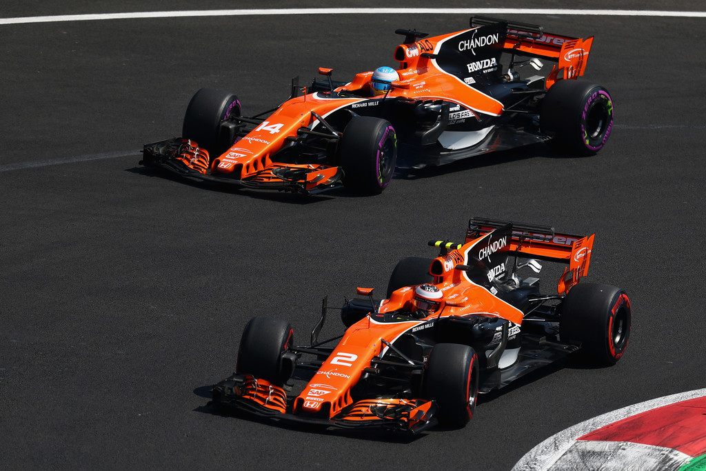 Стоффель Вандорн и Фернандо Алонсо © McLaren