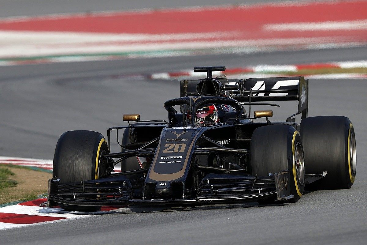 Haas VF19 © autosport.com