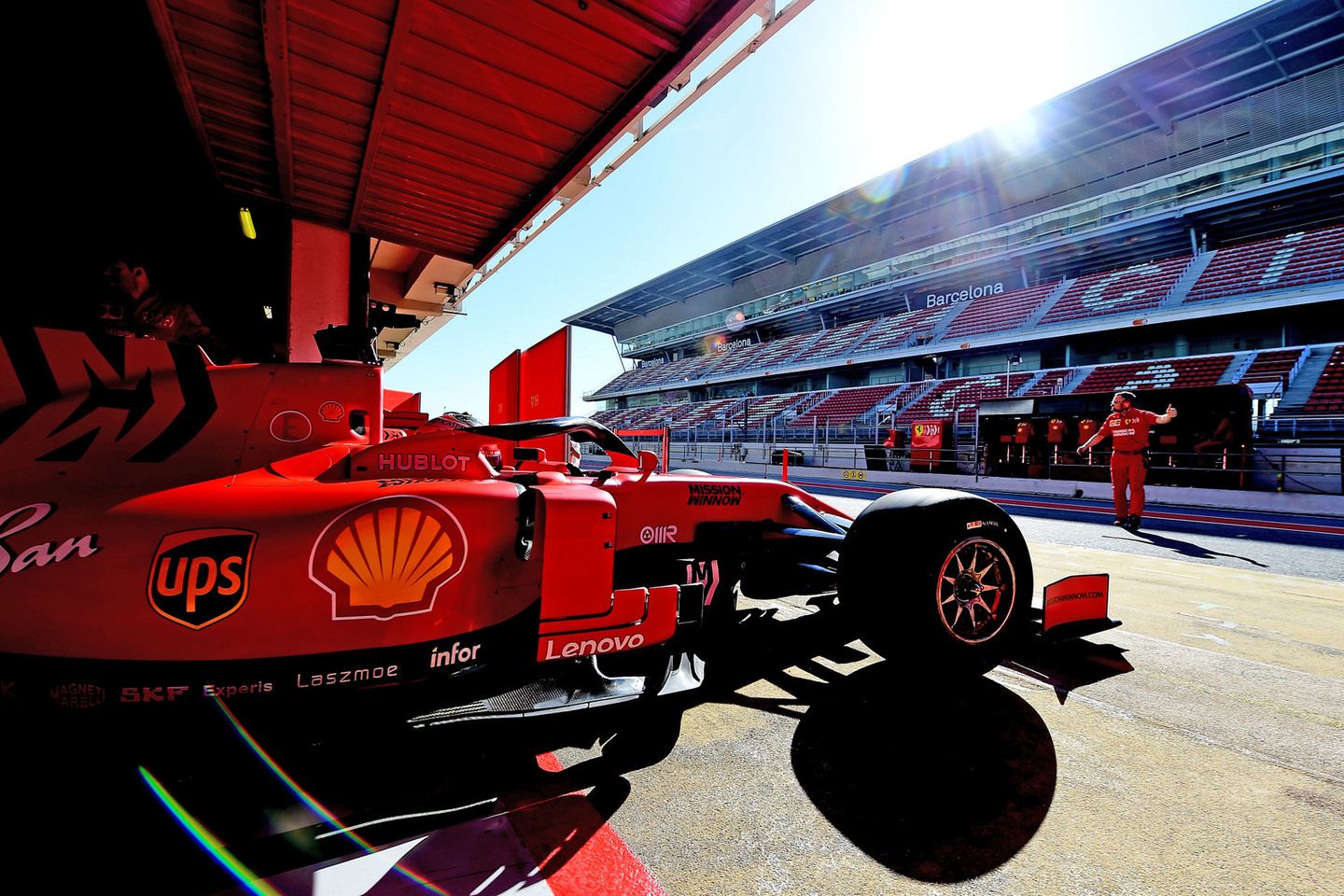 Ferrari © ferrari-cdn.thron.com