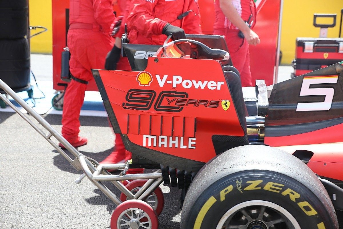 Заднее крыло Ferrari © autosport.com