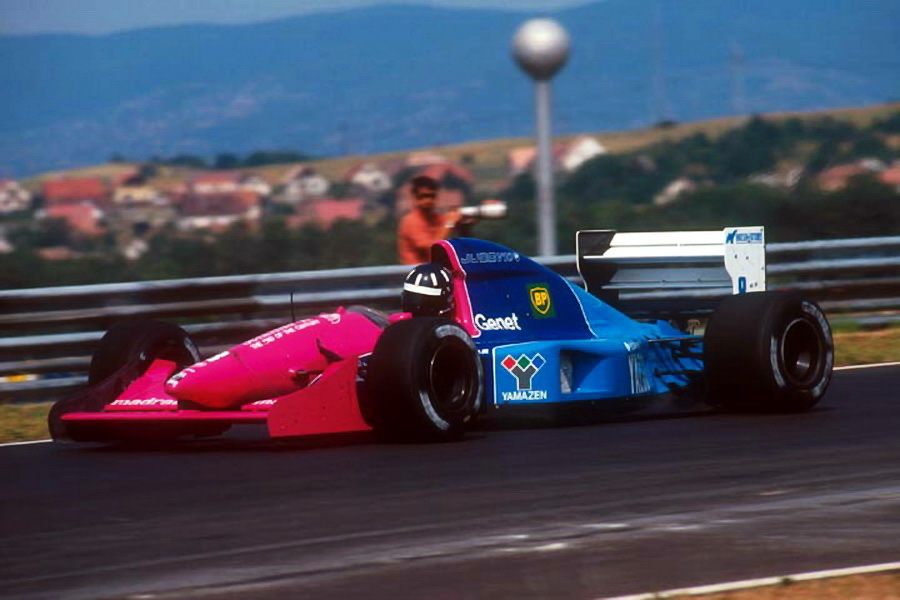 Деймон Хилл за рулем машины Brabham на Гран При Венгрии-1992 © bandeiraverde.com.br