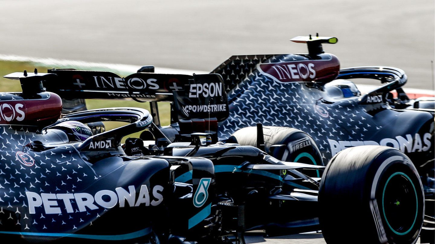 Так что же стало причиной такой поразительной транформации Mercedes из победителей в проигравших за одну неделю? © motorsport-magazin.com