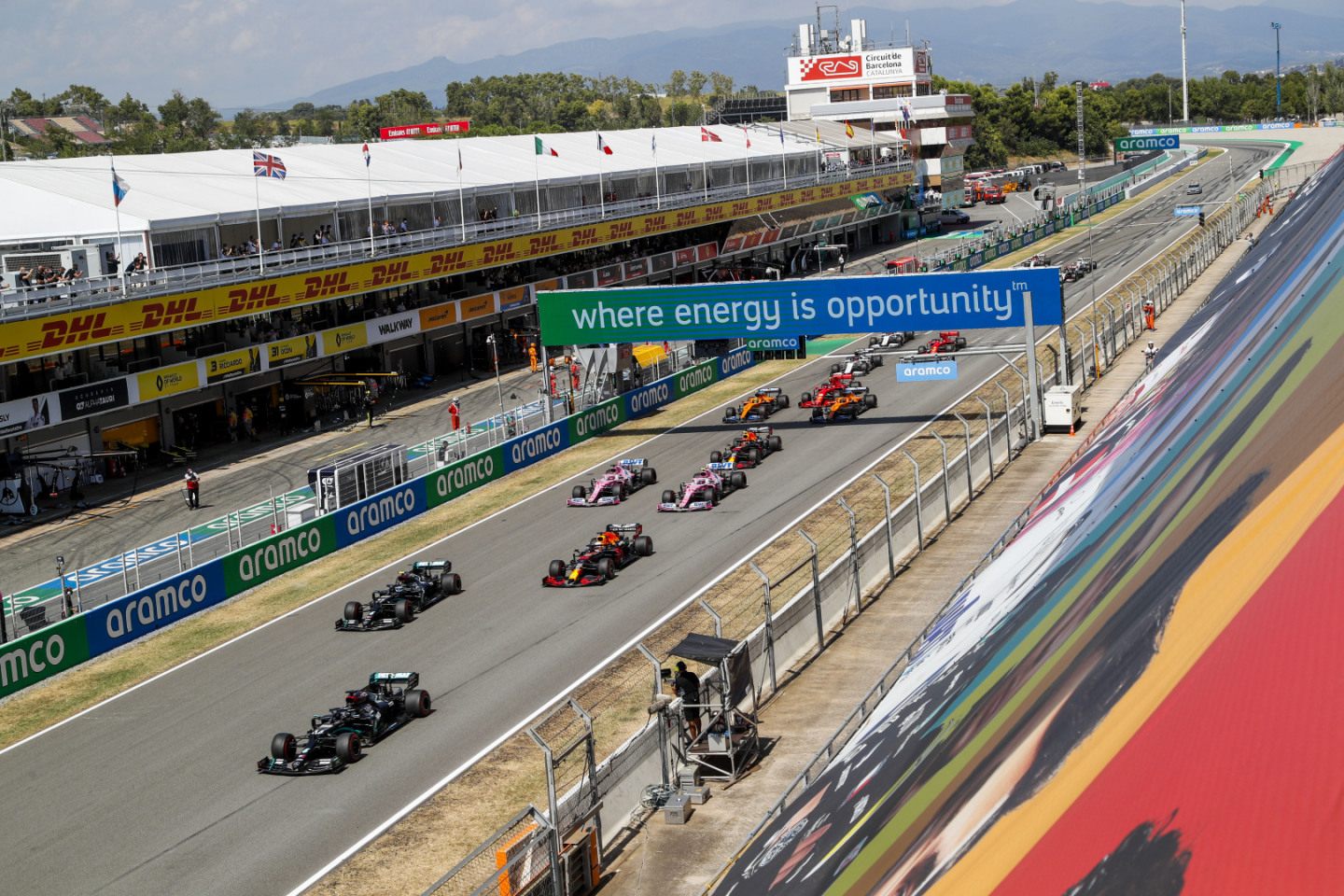 В сезоне-2021 спринтерские гонки пройдут в качестве экспримента © Mercedes AMG F1 / LAT Images