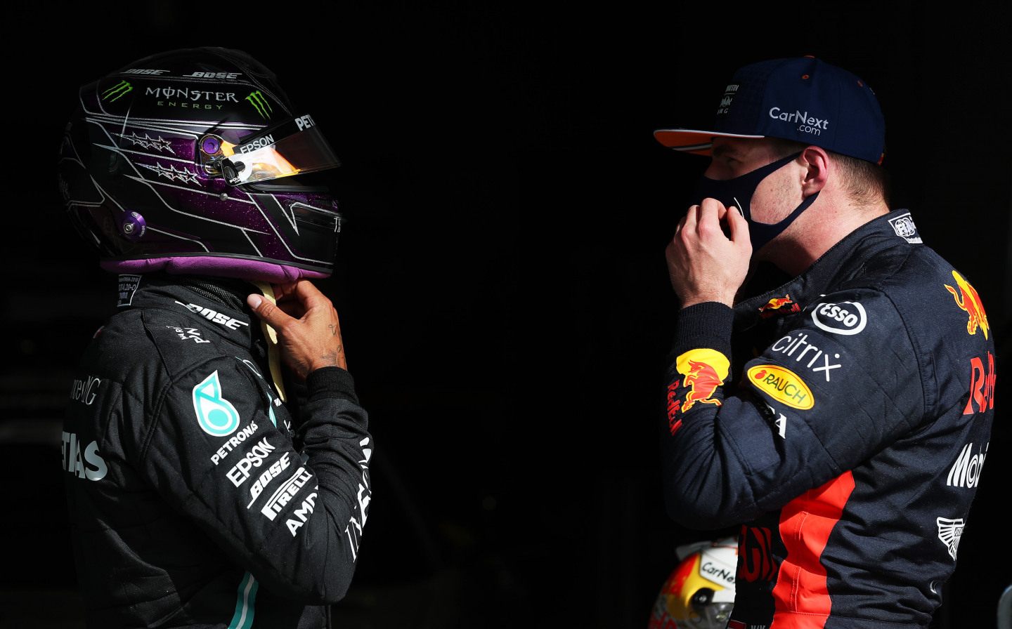 Льюис Хэмилтон и Макс Ферстаппен © Red Bull Content Pool / Getty Images