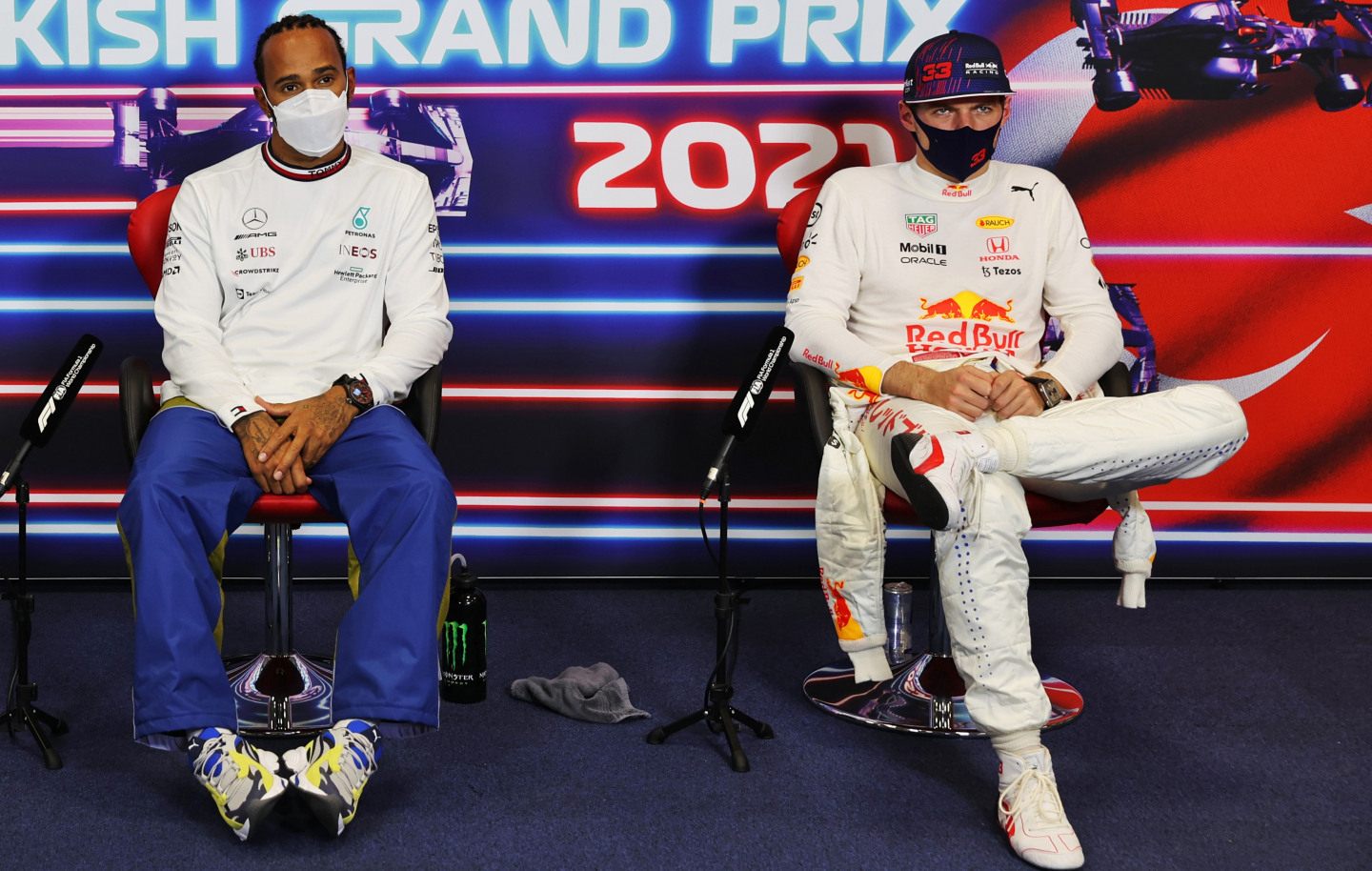 Льюис Хэмилтон и Макс Ферстаппен на пресс-конференции после квалификации © Red Bull Content Pool