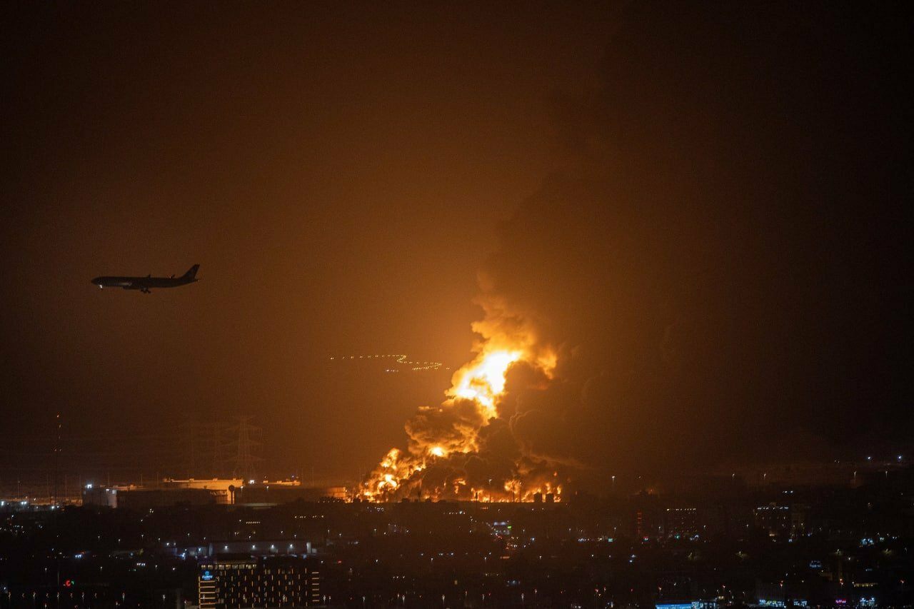 Пожар на нефтебазе © Соцсети