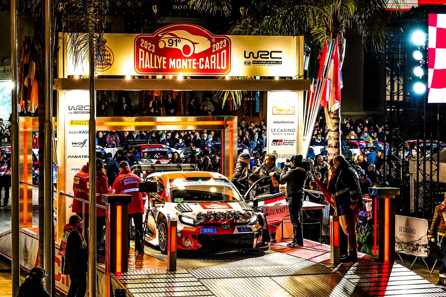Калле Рованпера на старте WRC-2023 в Монако © @World / Red Bull Content Pool