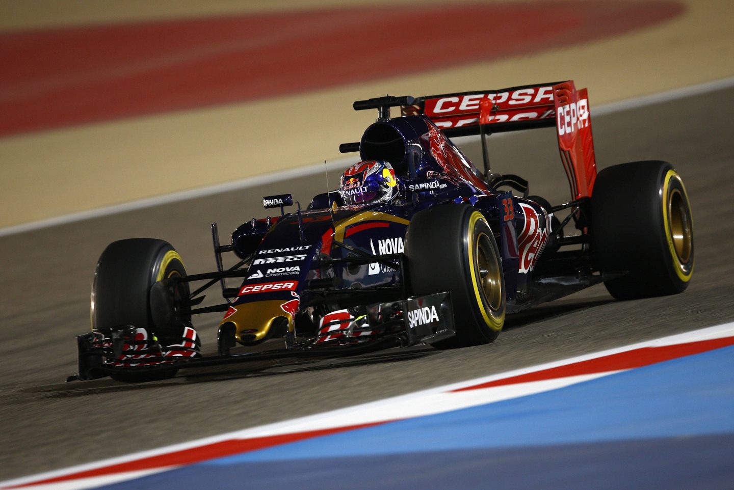 Макс Ферстаппен на Гран При Бахрейна-2015 © Red Bull Content Pool