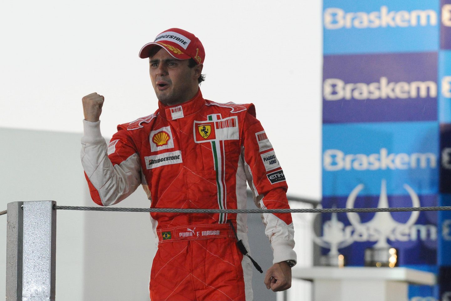 Фелипе Масса на подиуме Гран При Бразилии-2008 © Ferrari