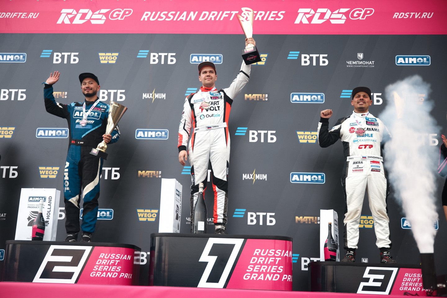 Два поколения пилотов RDS GP оказались на подиуме на Moscow Raceway © RDS GP