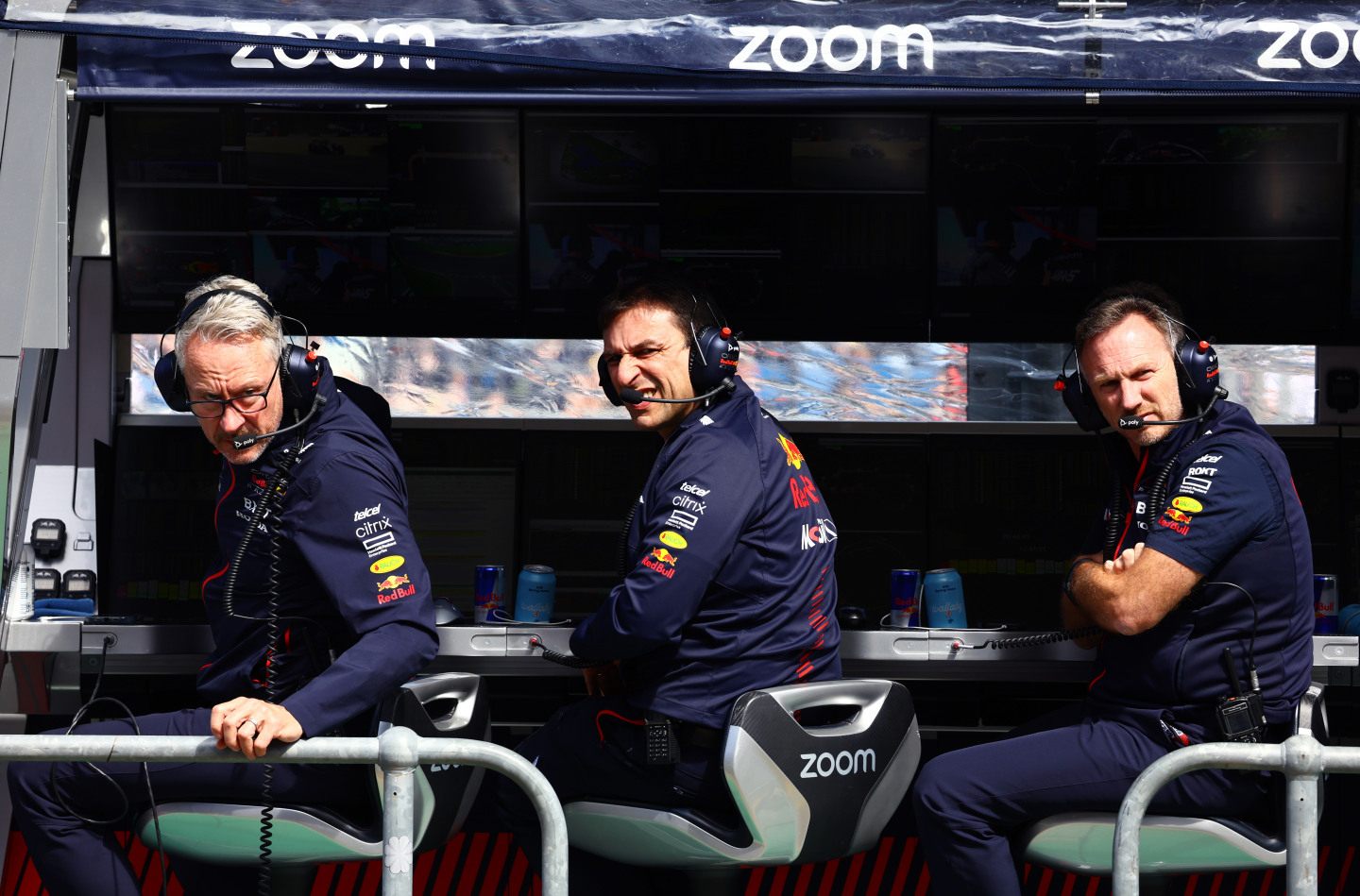 Джонатан Уитли (спортивный директор Red Bull), Пьер Ваше (технический директор), Кристиан Хорнер (руководитель команды) © Red Bull Content Pool