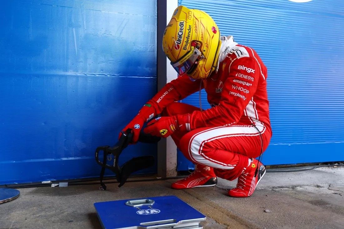 © F1