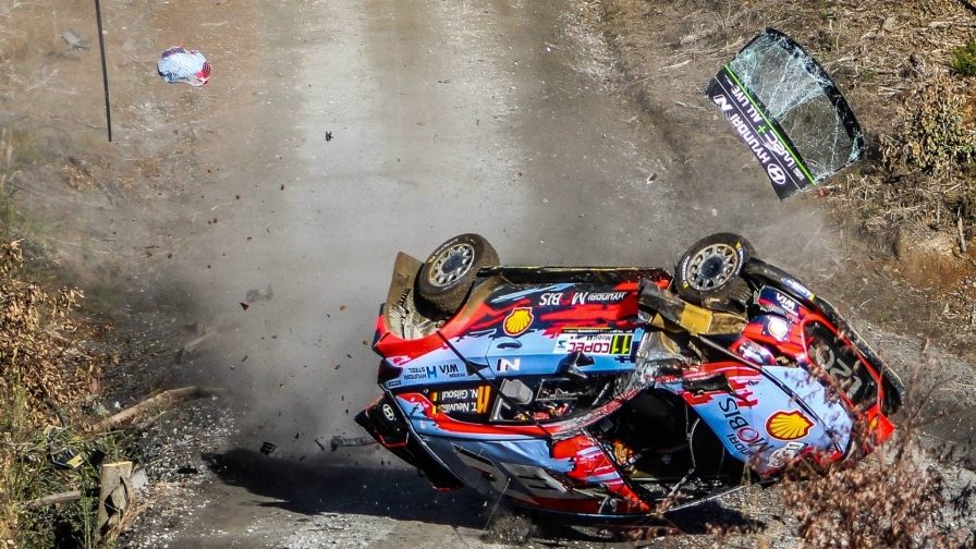 Авария Тьерри Нёвиля © WRC