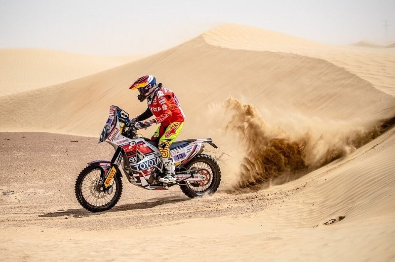 Анастасия Нифонтова штурмует дюны Перу © Dakar
