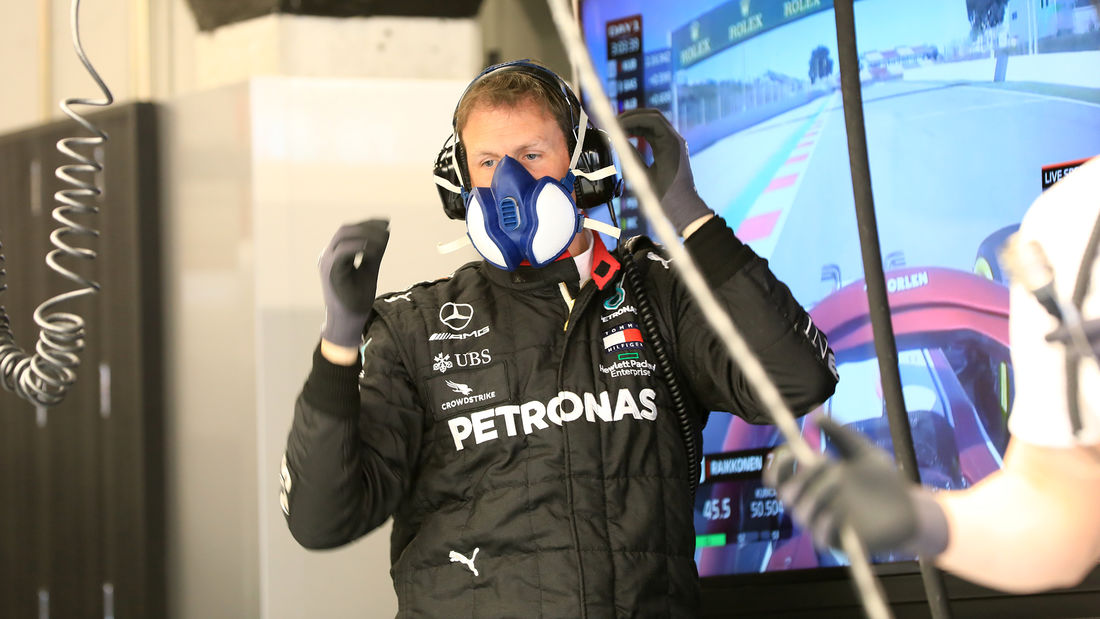 Mocart sport vesti. Пожар в паддоке ф1 Йос Ферстаппен.