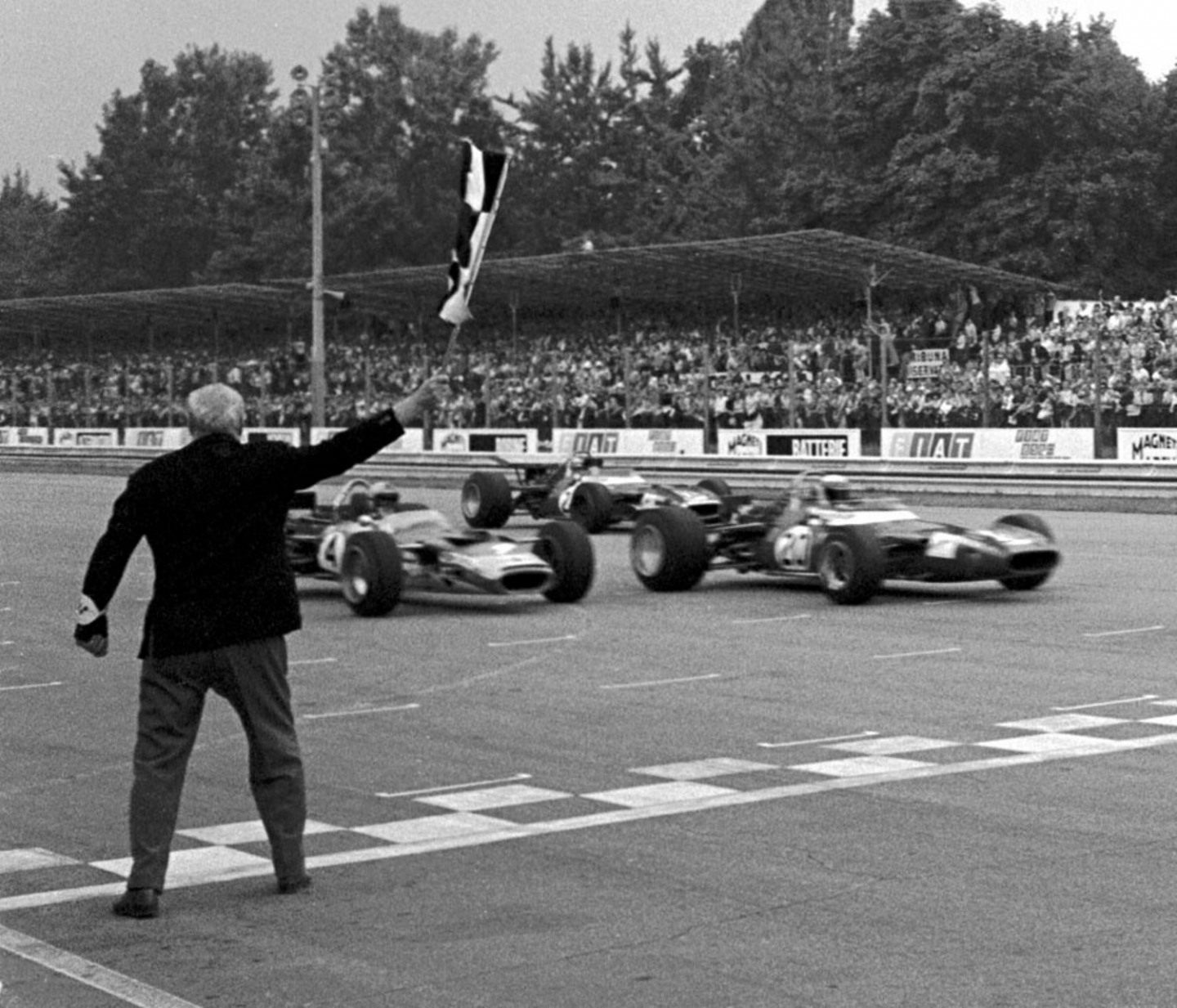 :Финиш Гран При Италии-1969 © essentiallysports.com