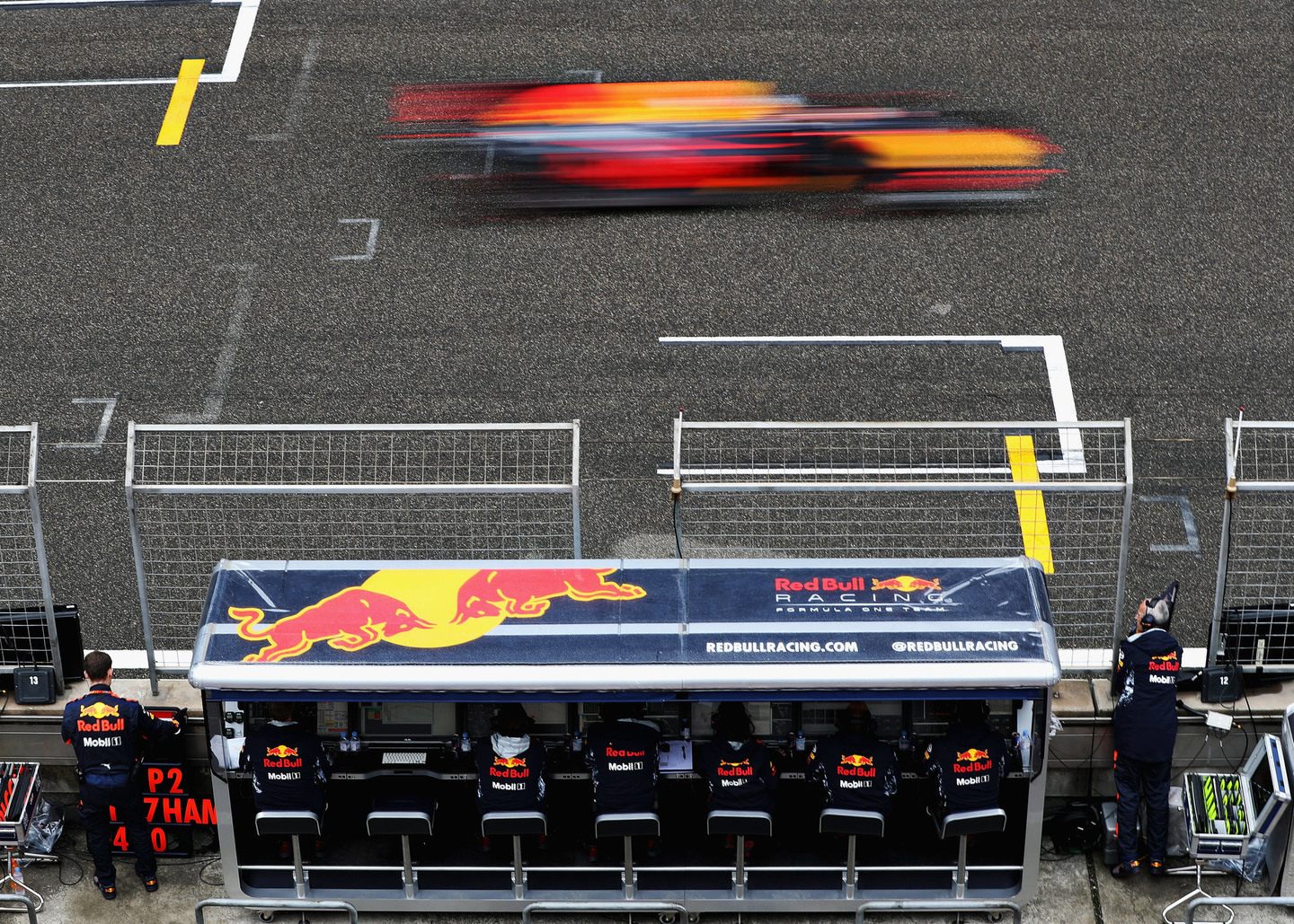 Командный мостик Red Bull Racing © Red Bull Racing