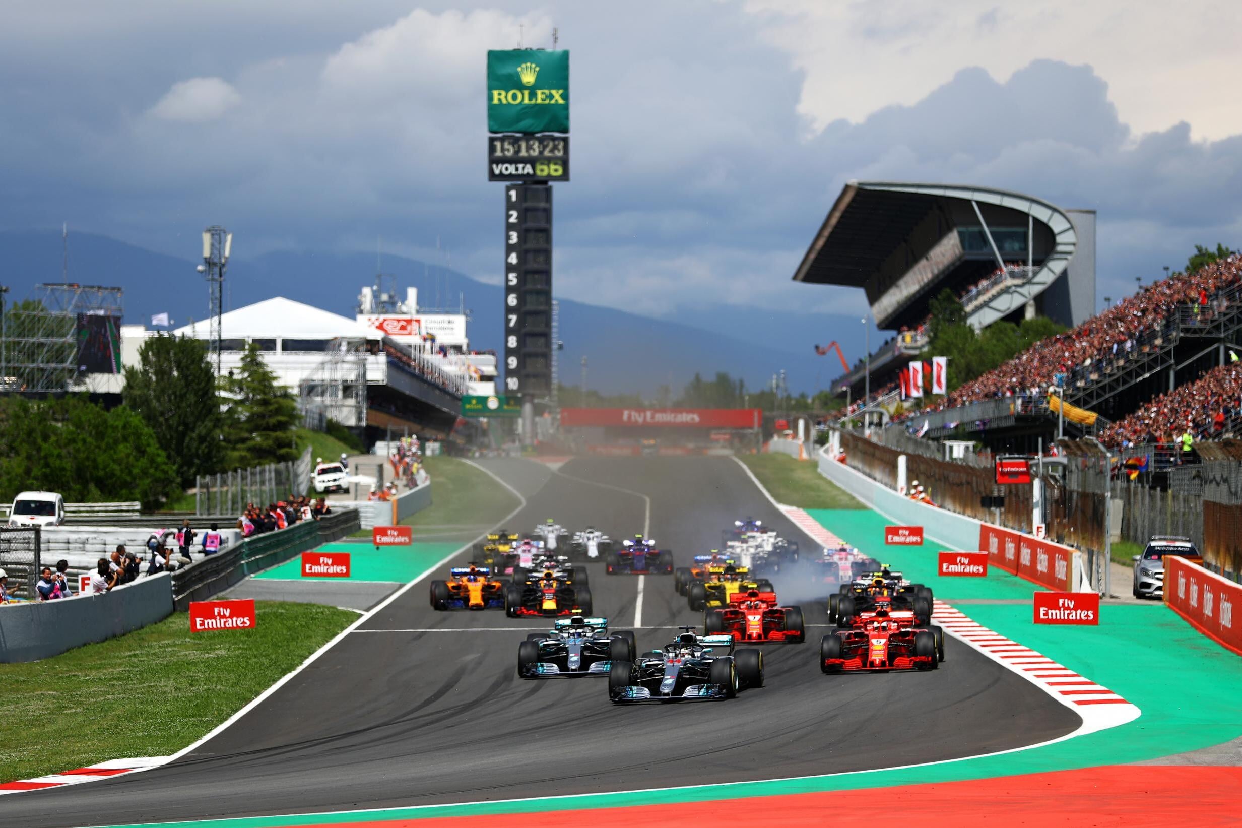 Гонка начинается. F1 Grand prix. Формула 1 Гран при Испании 2019. Grand prix Formula 1. Гран при Монако 2004.