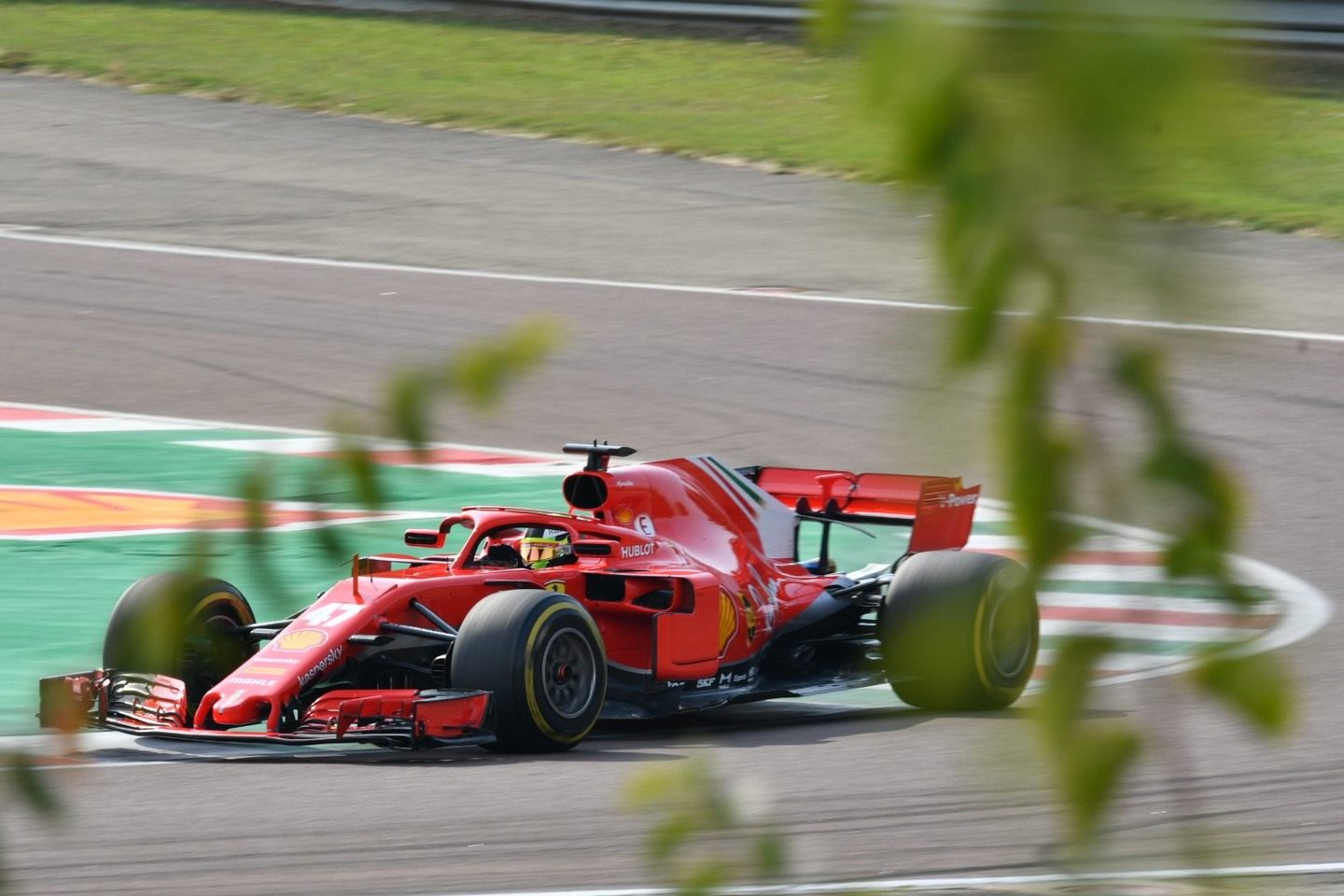 Мик Шумахер на тестах Ferrari во Фьорано © @insideFDA