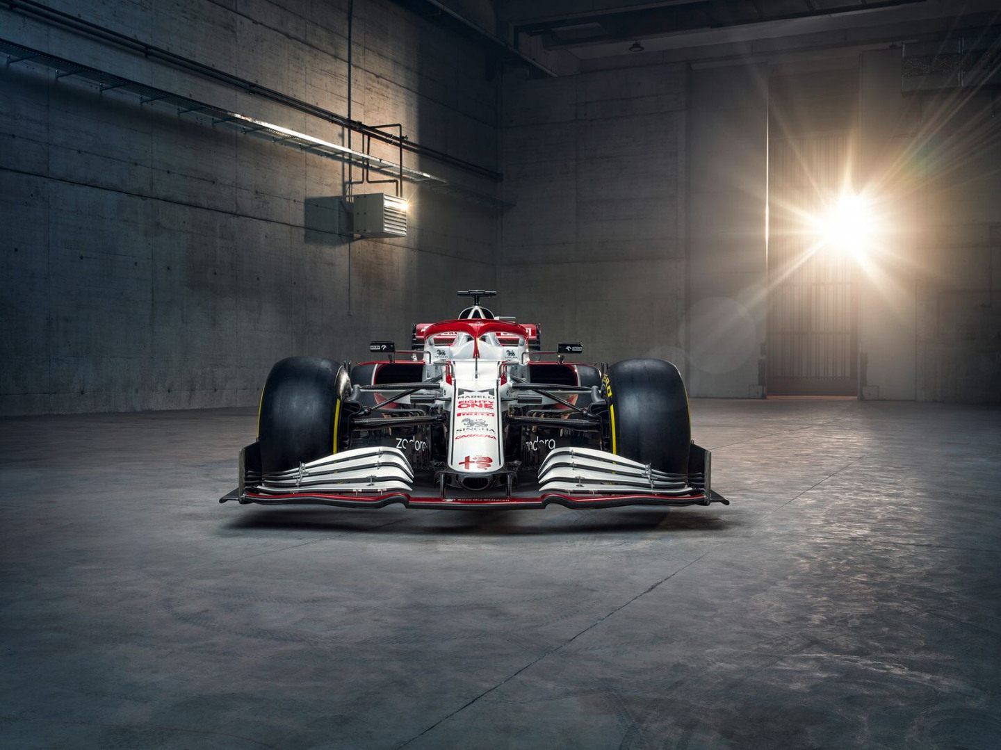 Alfa Romeo показала машину для сезона Формулы 1 2021 года