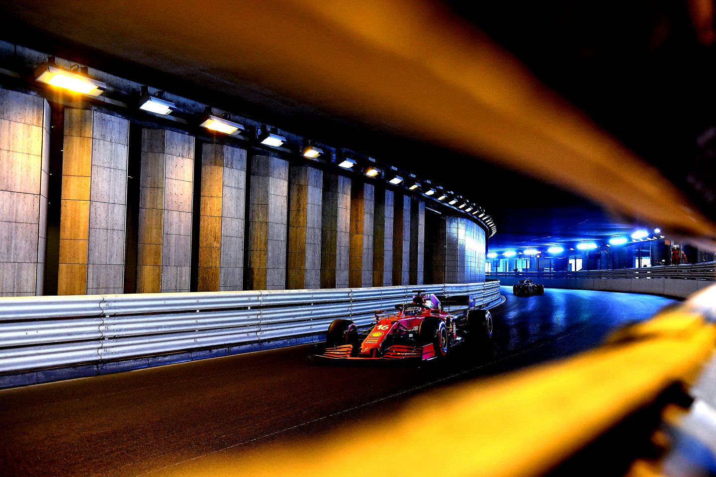 Шарль Леклер выиграл поул в Монако, но на старте гонки не вышел из-за поломки машины © Ferrari