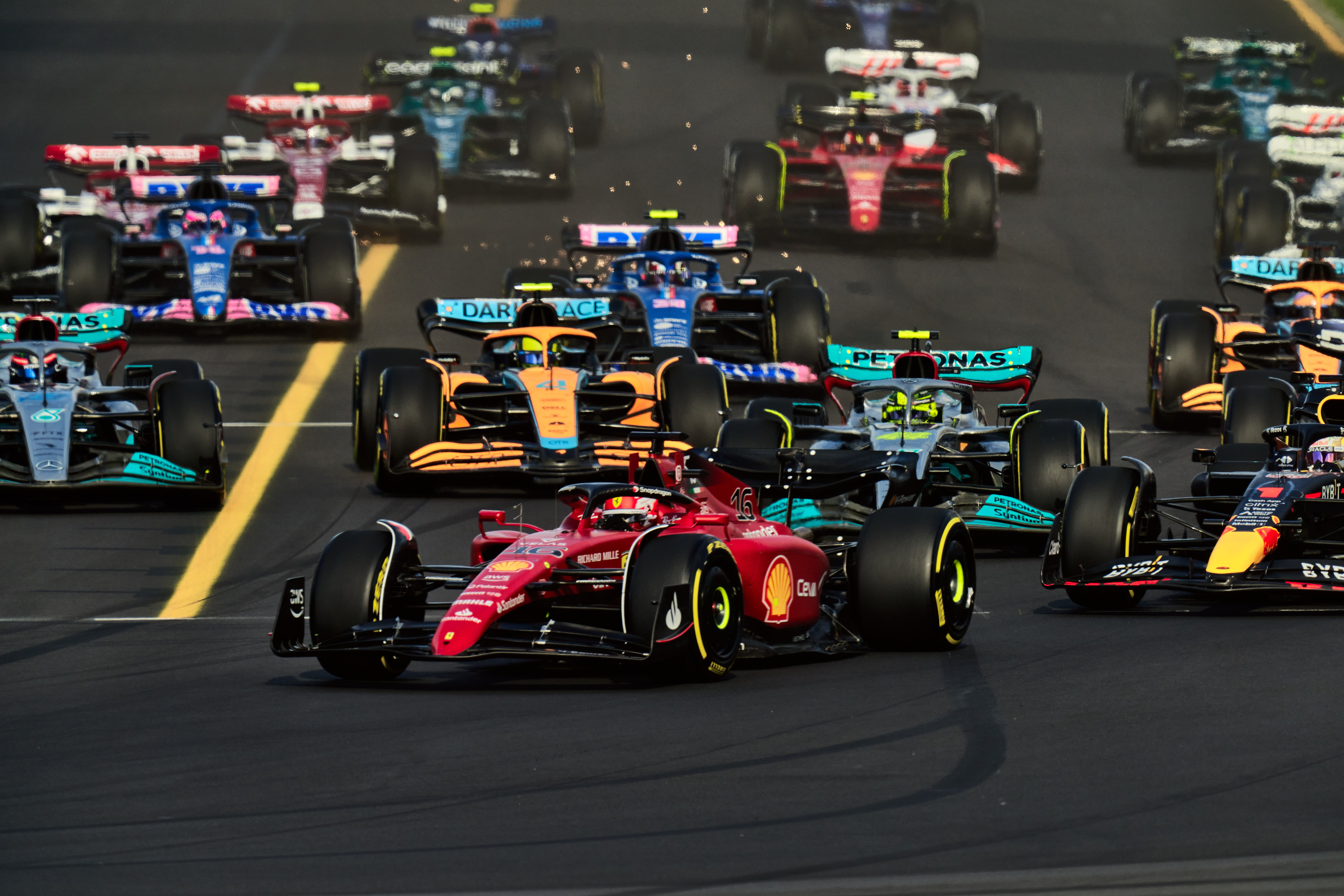Sport live f1. Феррари f1 2022. F1 Grand prix 2023. Grand prix f1 2022. Ferrari f1-75.