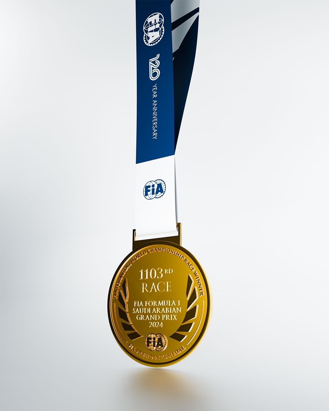 Новая медаль победителя Гран При Формулы 1 © FIA