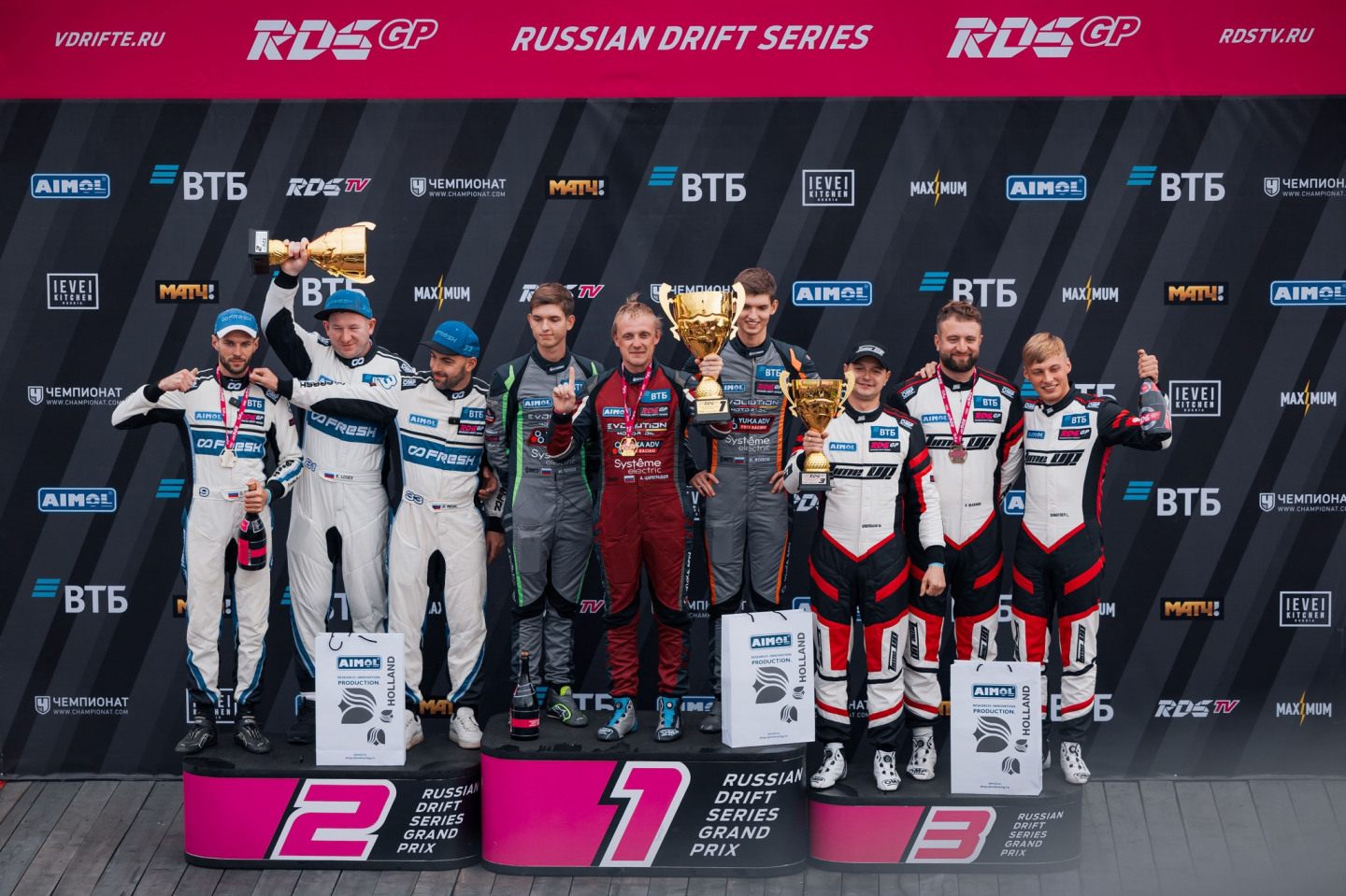 Команды-призёры шестого этапа RDS GP-2024 в Красноярске © RDS GP