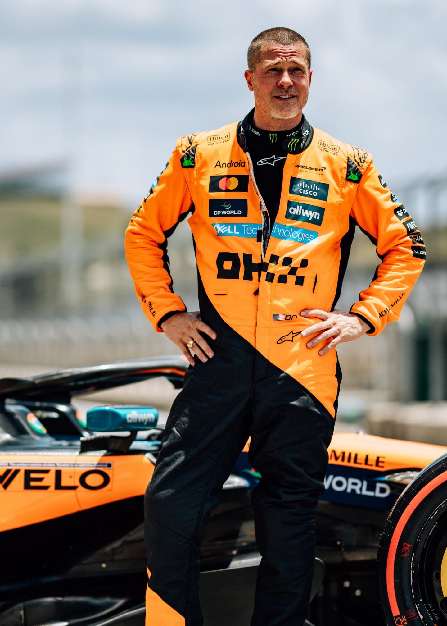 Брэд Питт на тестах McLaren © Соцсети