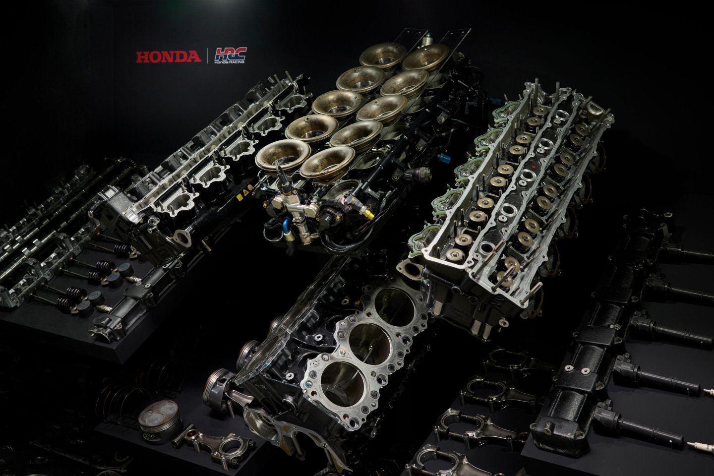 Последний двигатель Honda Формулы 1 Айртона Сенны © Bonhams Auction