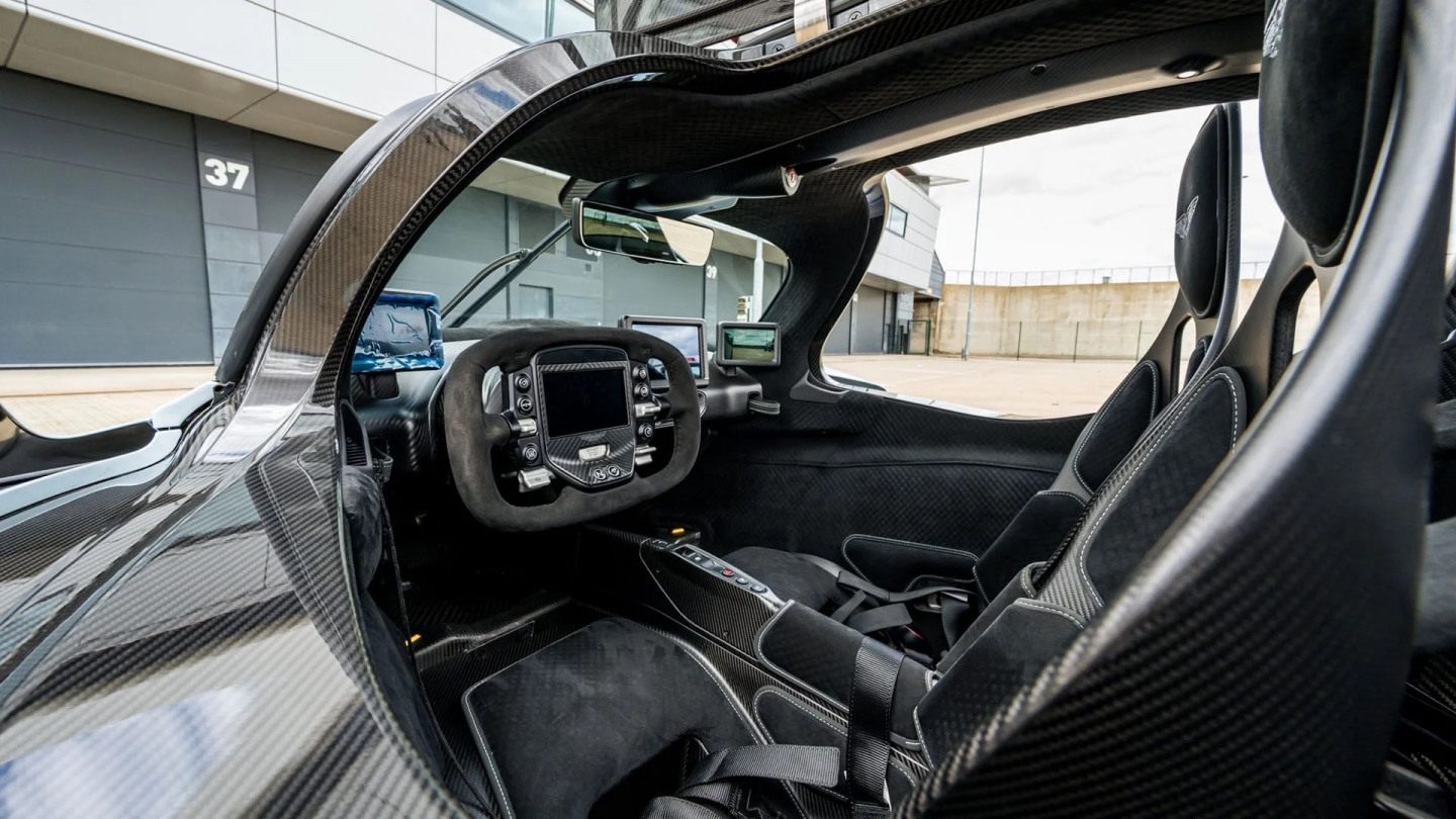 Aston Martin Valkyrie Даниэля Риккардо © Broad Arrow Auctions