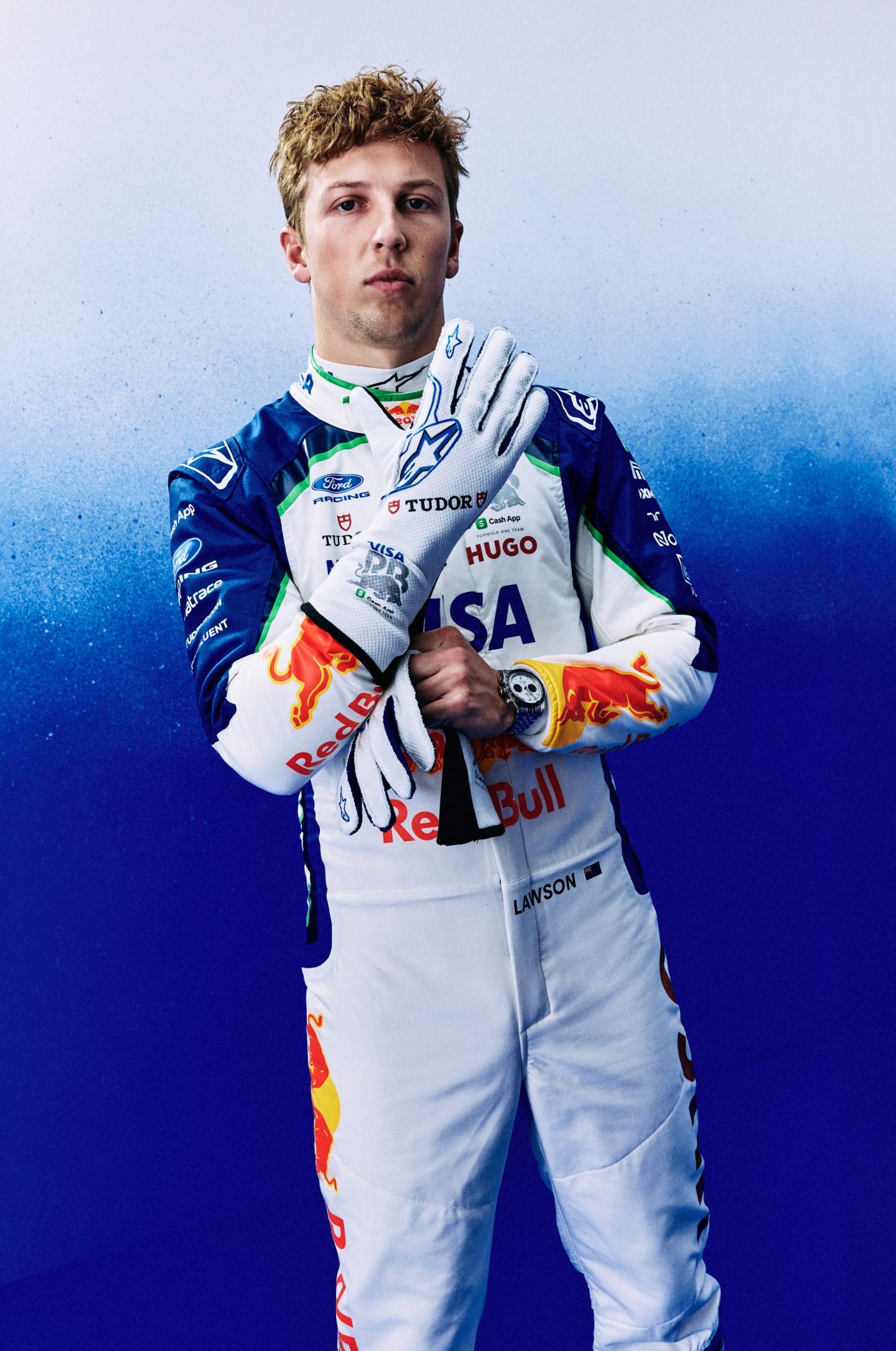 Экипировка Visa Cash App Racing Bulls на сезон-2026 &copy; Visa Cash App Racing Bulls