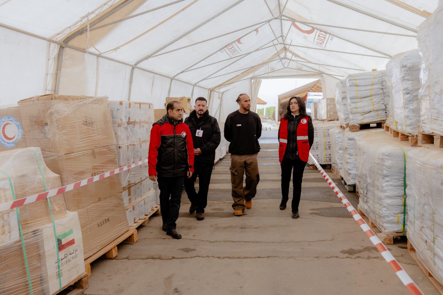 Льюис Хэмилтон в Иордании &copy; Соцсети