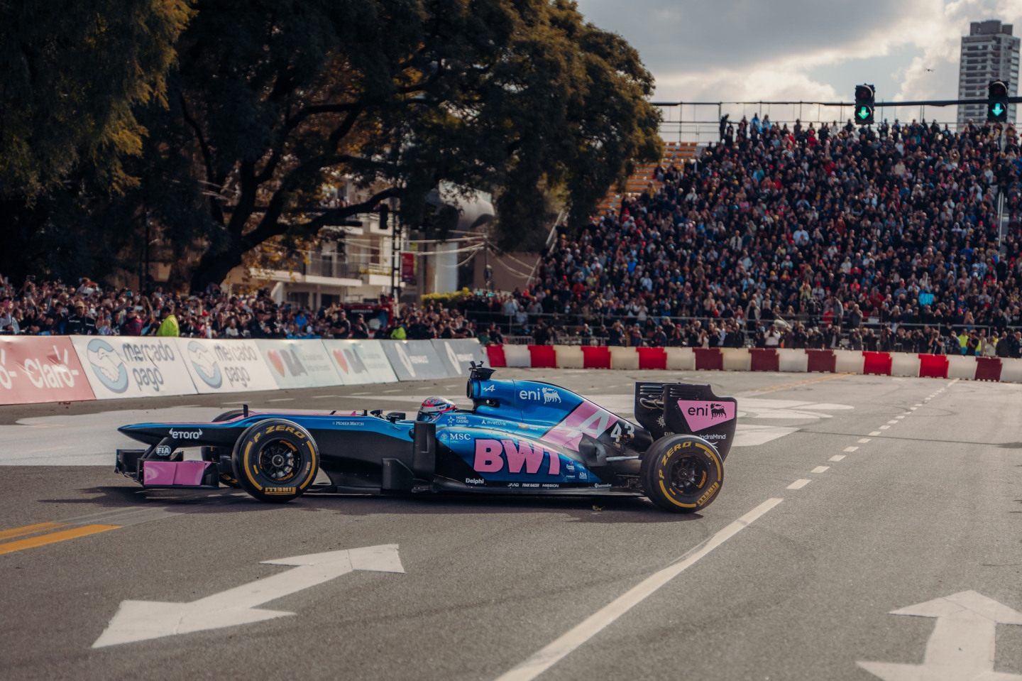 Франко Колапинто на шоу-заездах в Аргентине &copy; Alpine