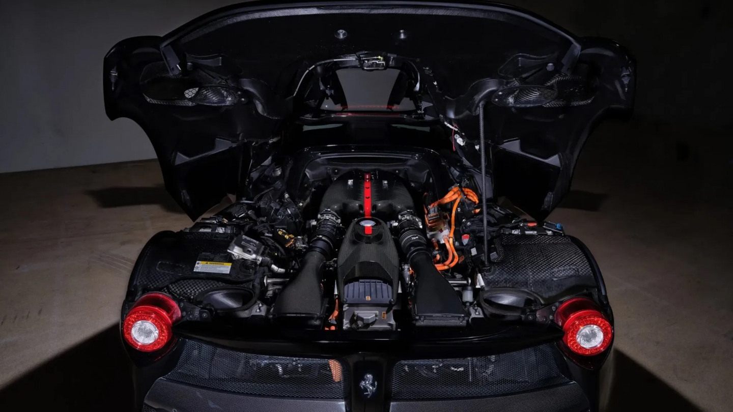 Ferrari LaFerrari Фелипе Массы &copy; RM Sotheby's