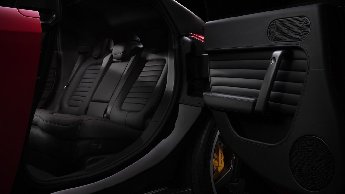 Ferrari Luce &copy; Ferrari