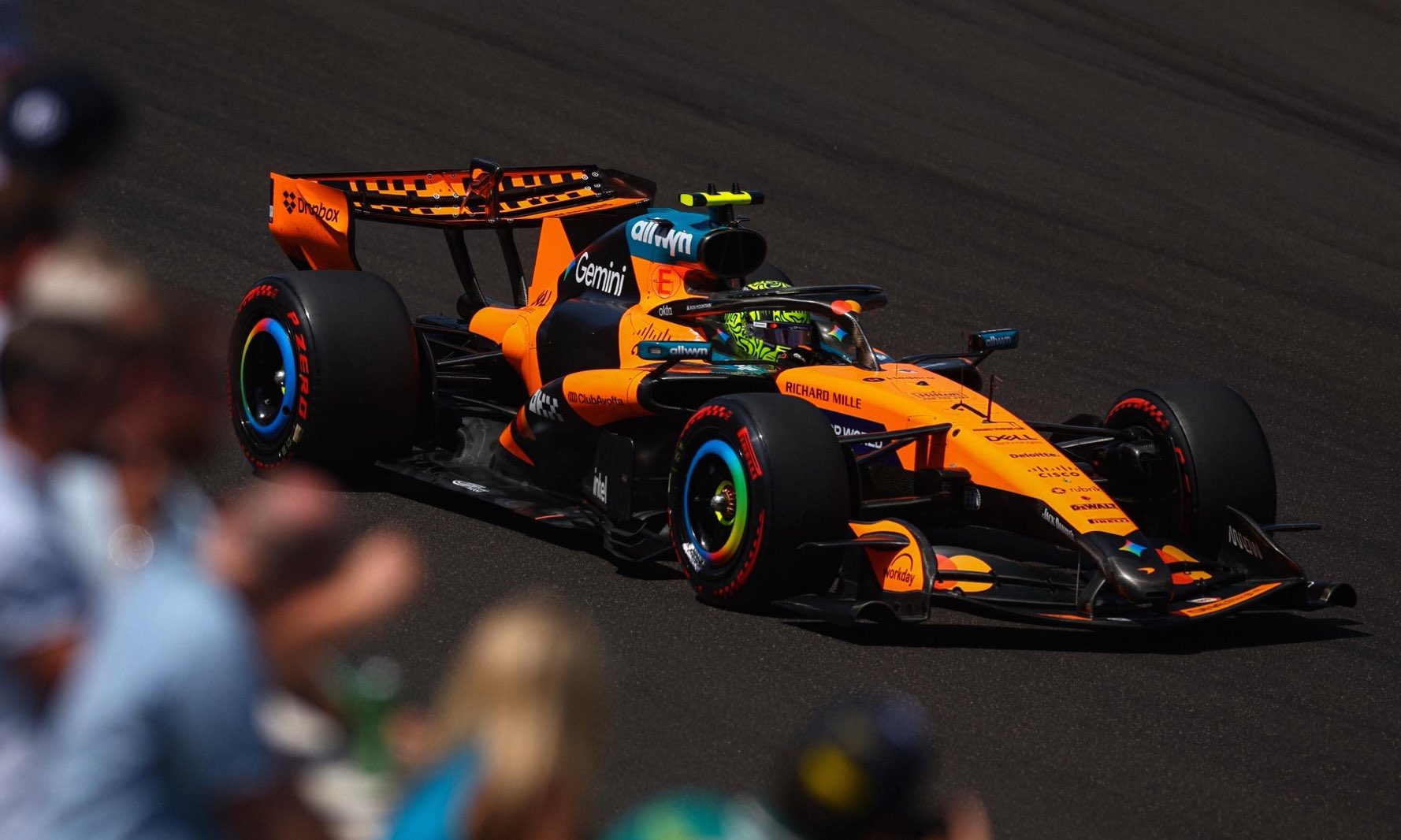 "Не спешите с выводами", — Вольф о победе McLaren в Венгрии