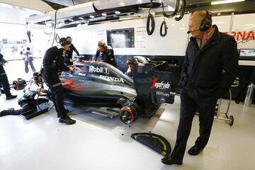Исполнительный директор McLaren Group Рон Деннис