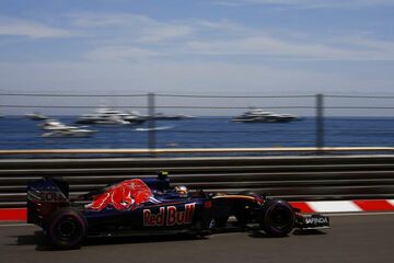 Карлос Сайнс, Toro Rosso STR11 Ferrari